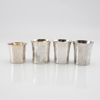 A collection of cups 12 pcs silver 18th/19th century.
