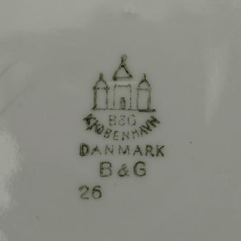SERVIS, 44 delar, porslin, "Blå Måsen", Bing o Gröndahl, 1900-tal.