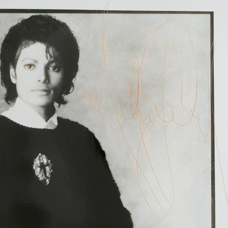 MICHAEL JACKSON (1958-2009), signerat foto.