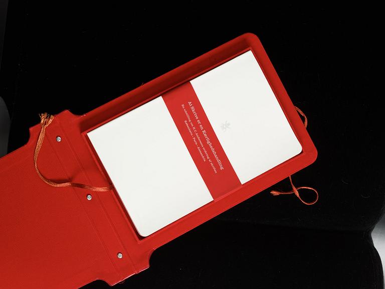 Alexander H Damsbo & Henrik Ingemann Nielsen, a "HC-Andersen Chair" armchair/table, ed. 3/49, Källemo, post 2005.