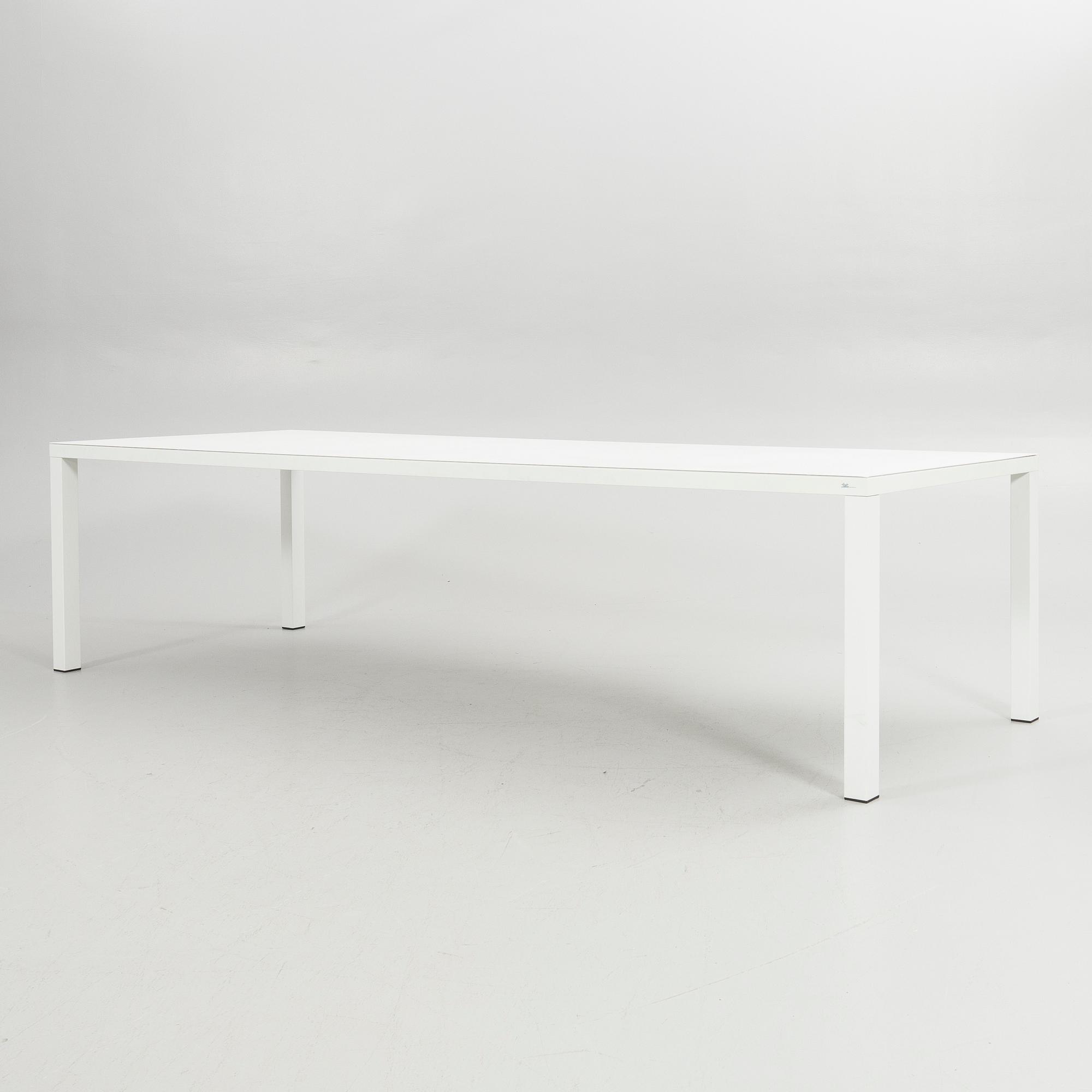 Table, "Easy", Omnia Selection, Fast Design, modern manufacturing.