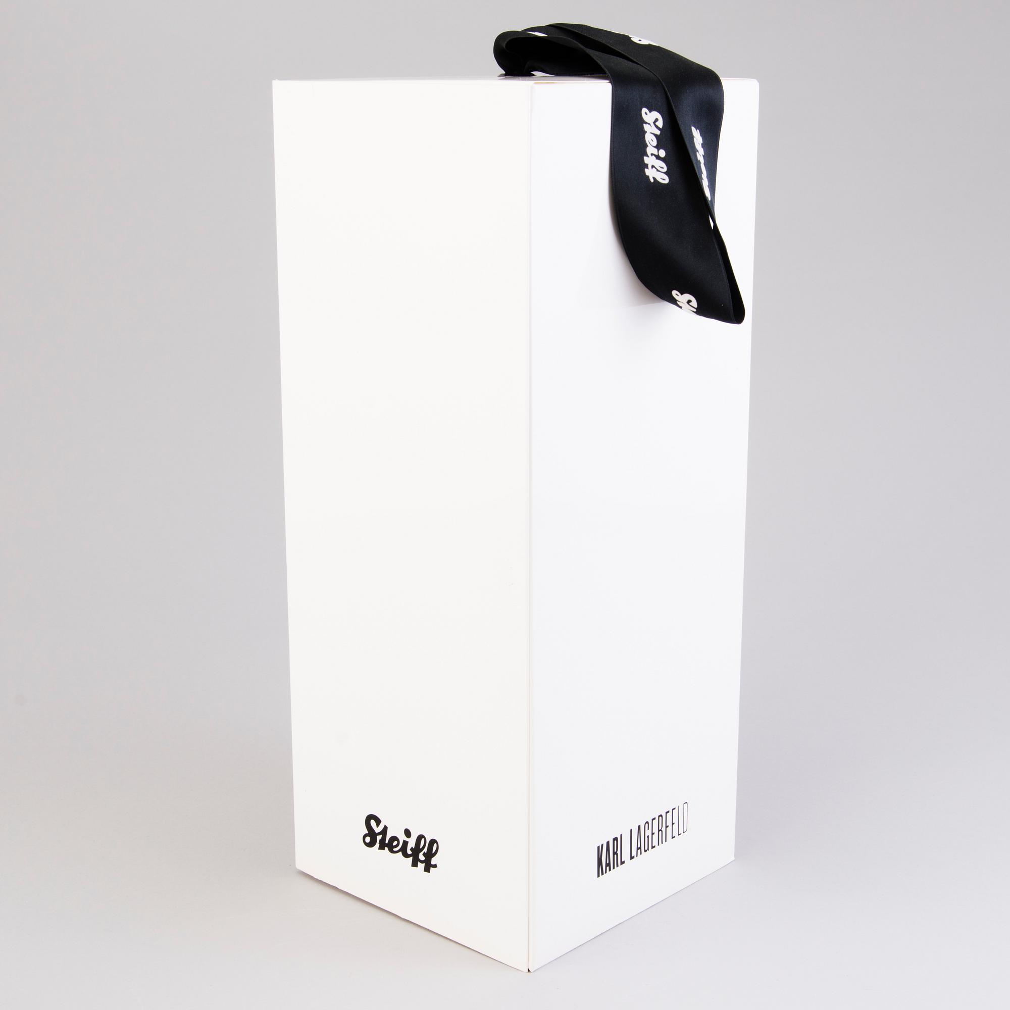 STEIFF / KARL LAGERFELD, NALLE, Limited edition, numrerad 1190/2500, Tyskland 2009.