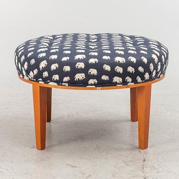 Josef Frank, stool model B647, Firma Svenskt Tenn.