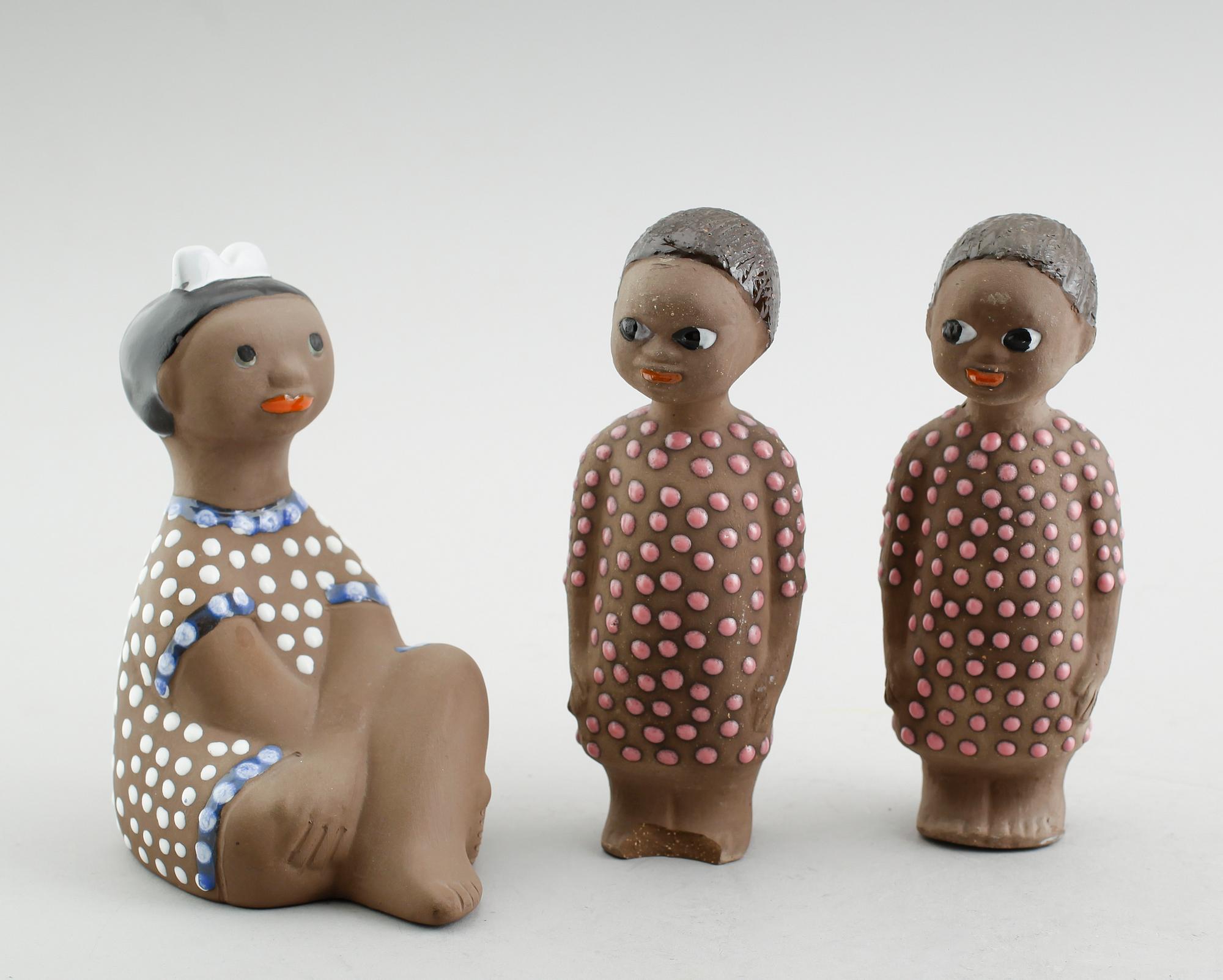 FIGURER, 3 st, lergods, Mari Simmulson, Upsala Ekeby.