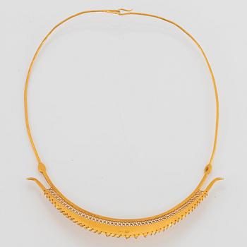 A Tapio Wirkkala 18K gold necklace.