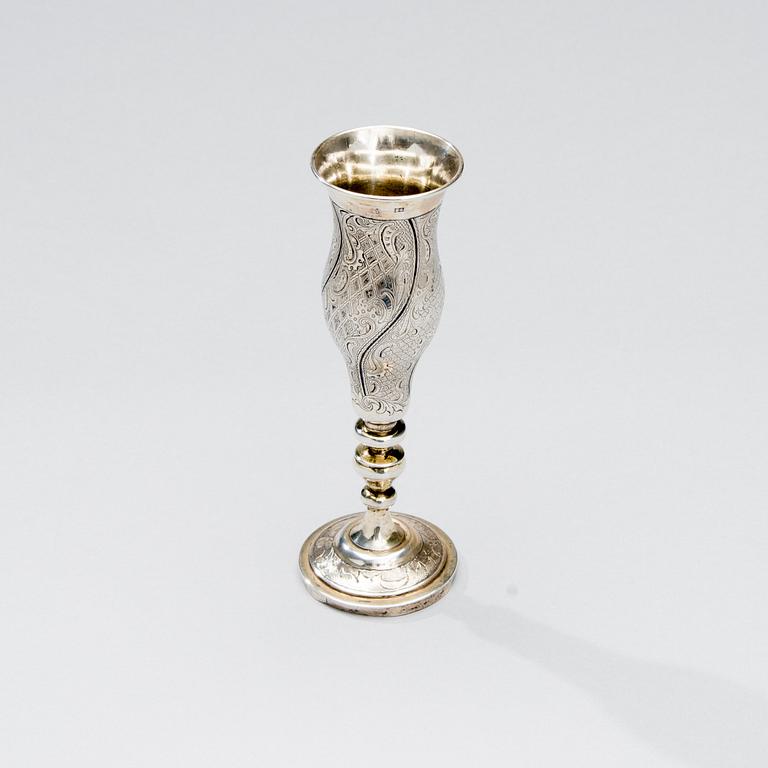 BÄGARE, silver, otydliga mästarstämplar, Moskva, Ryssland 1847. Vikt ca 118 g.