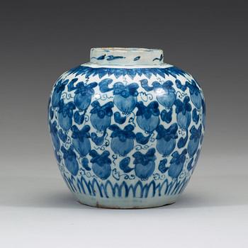 A blue and white jar, Ming dynasty, Wanli (1576-1620).