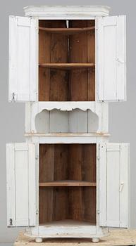 HÖRNSKÅP, 1800-tal.