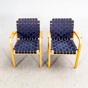 Alvar Aalto, karmstolar, ett par modell 45, Artek 2000-tal.