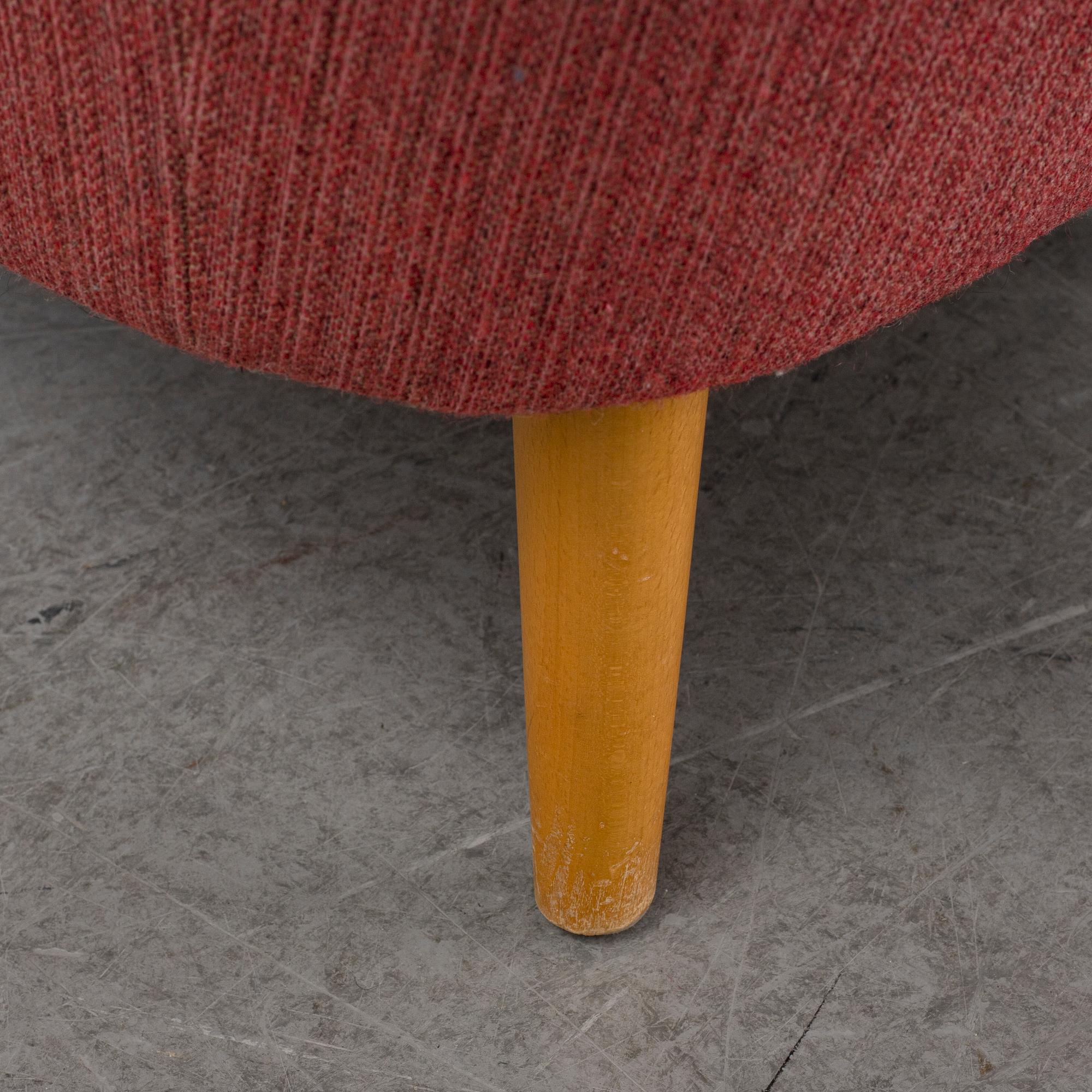 CARL MALMSTEN, a pair of 'Husmor' easy chairs.