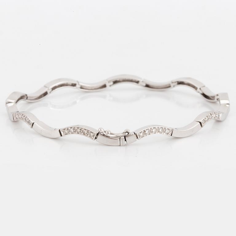 BRACELET, with diamonds.