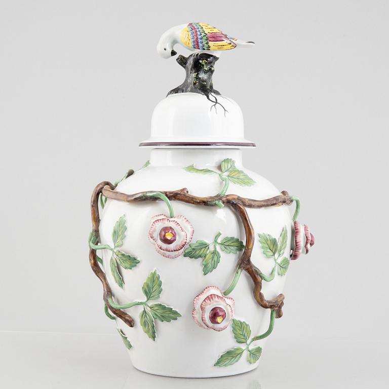 Rococo style decorative lided vase, Rörstrand, 20th Century.
