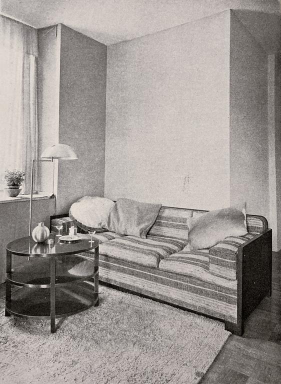 Björn Trägårdh, a rare floor lamp model "1715", Firma Svenskt Tenn, Stockholm 1932.