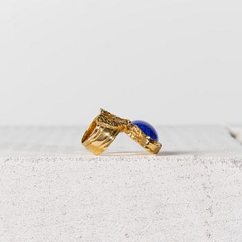 RING, Yves Saint Laurent.