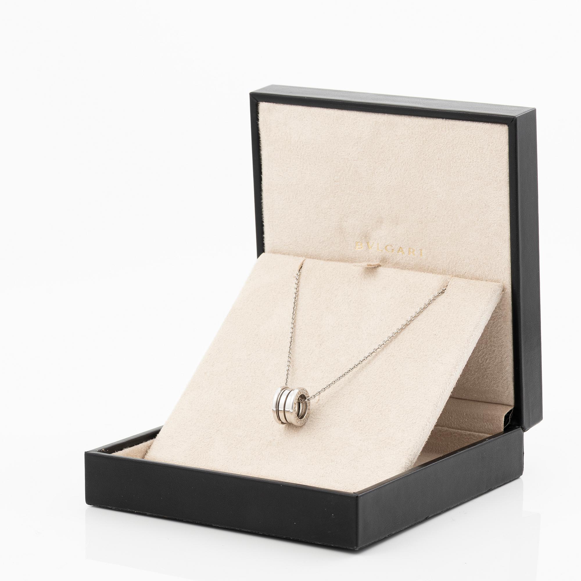 Bulgari, necklace, B.zero1, 18K white gold.