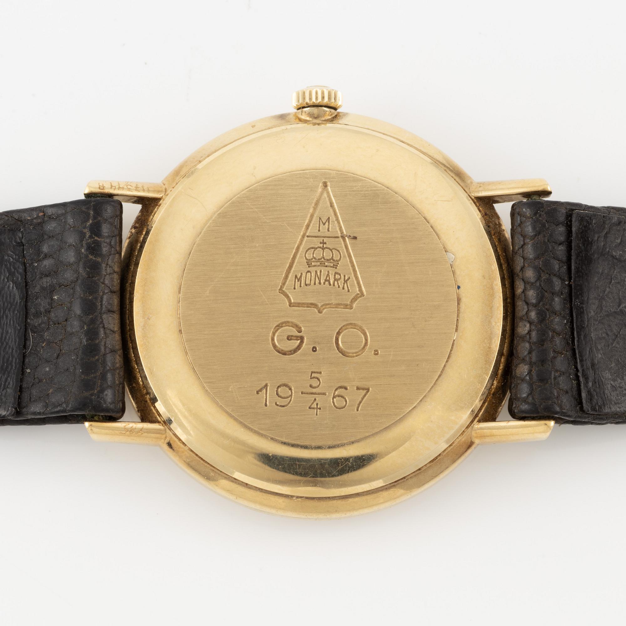 Omega, wristwatch, 14K gold, 33 mm.