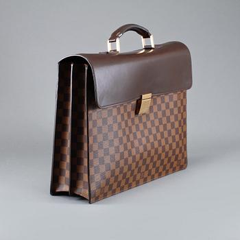 PORTFÖLJ, Louis Vuitton.
