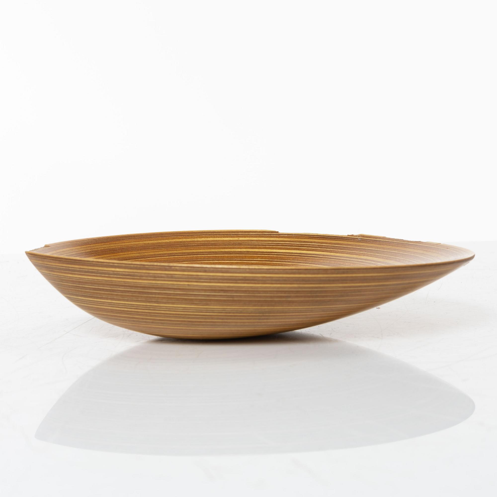Tapio Wirkkala, a birch plywood dish, Finland 1950s.