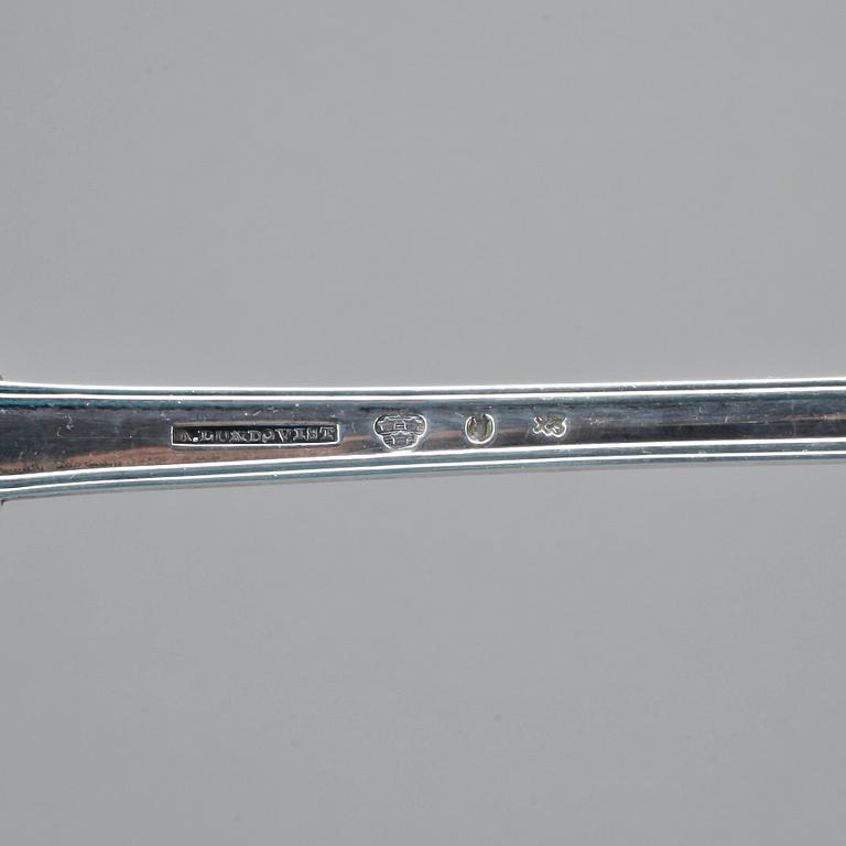 SOPPSLEV, silver, Anders Lundqvist, Stockholm, 1828. Vikt ca270g.