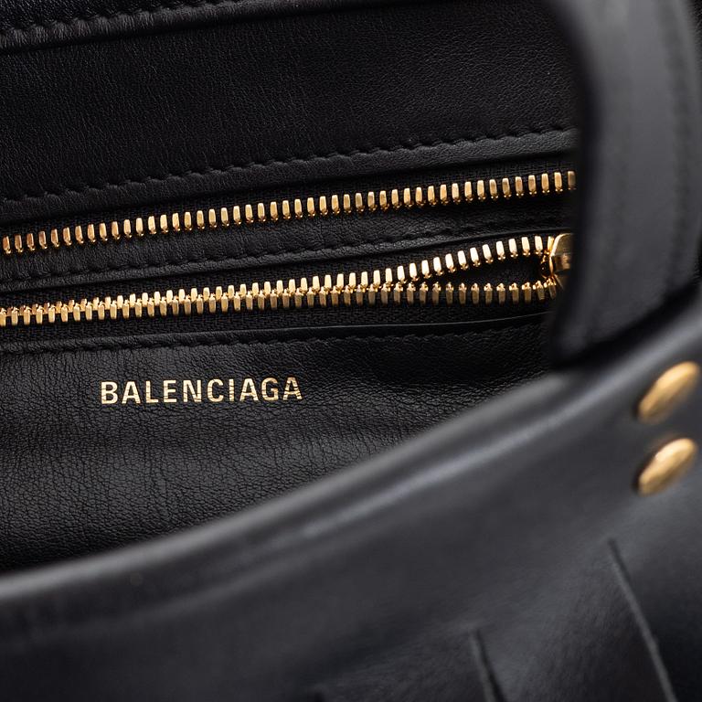 Balenciaga, "Laundry Cabas Tote XS".
