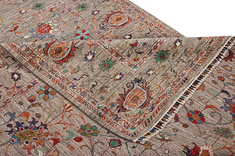 A Ziegler Ariana carpet, c. 286 x 211 cm.