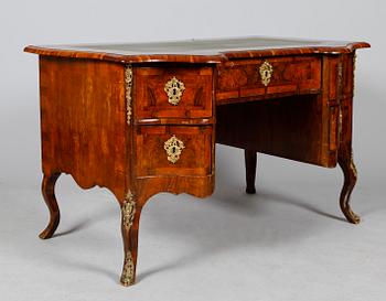 SKRIVBORD, senbarock, 1700-tal.