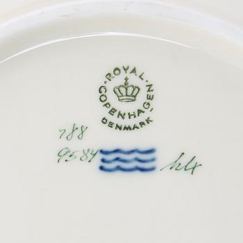 A Royal Copenhagen 59 pcs "Dagmar" porcelain dinner service, 1960s.