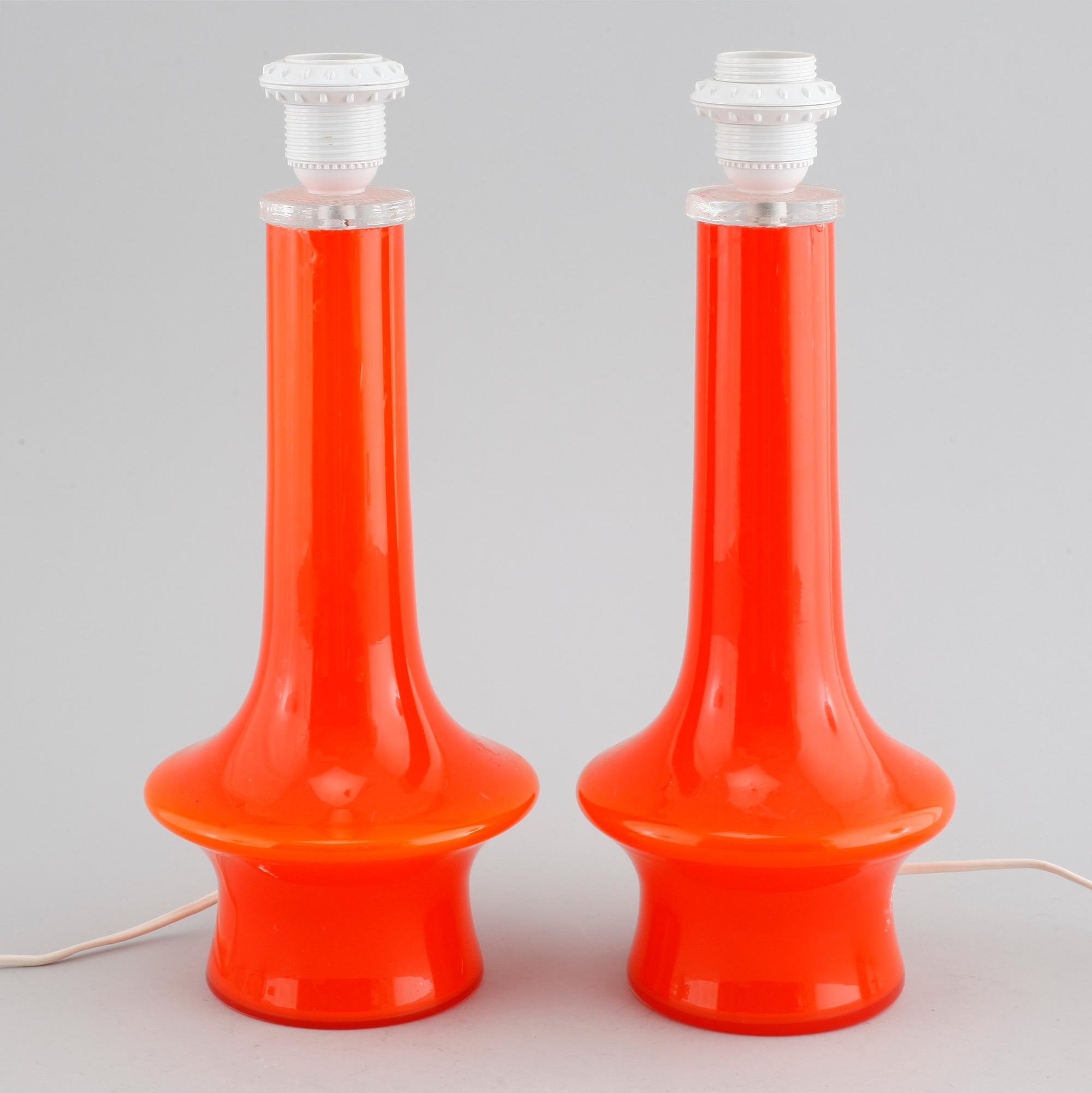 A pair of 1960/70s table lamps.