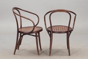 KARMSTOLAR, ett par. Thonet-stil, 1900-talets början.