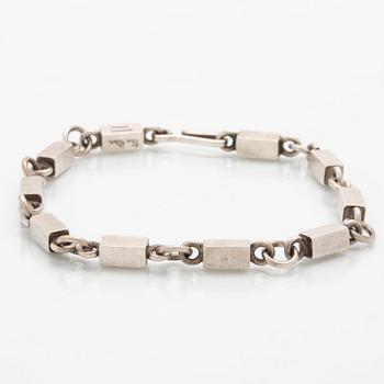 A Swedish sterling sivler bracelet mark of Wiwen Nilsson Lund 1962 length 24 cm, weight 347 grams,