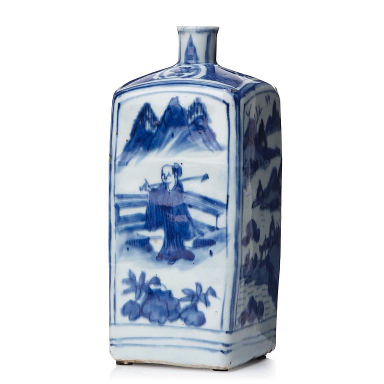 A blue and white bottle, Ming dynasty, 17th Century.