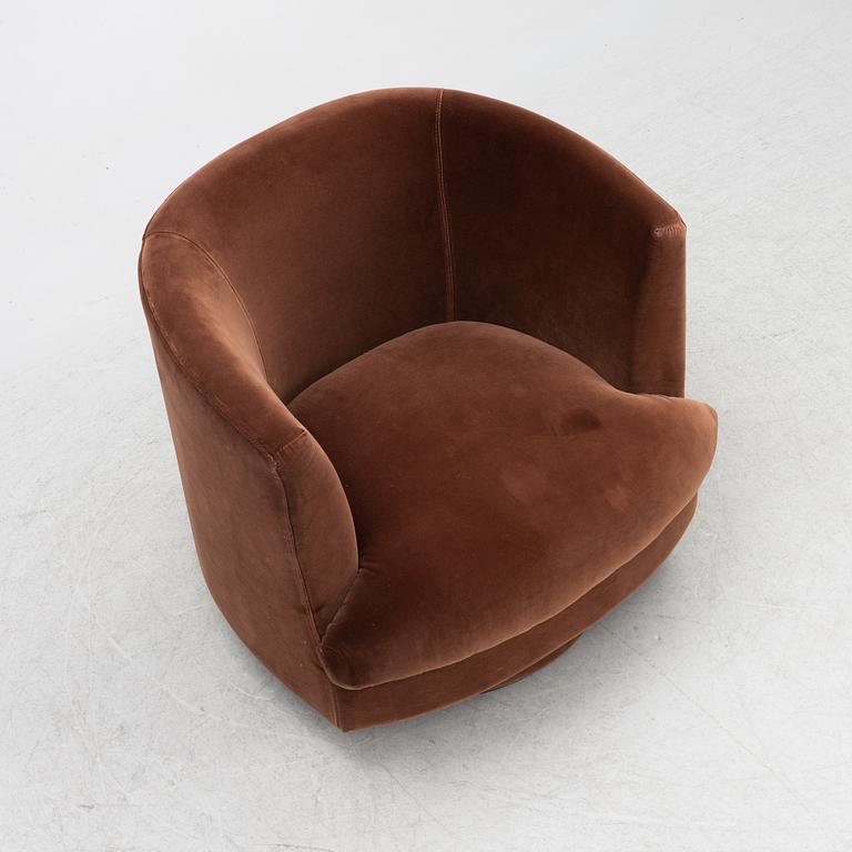 Ruth & Johanna Design, a "Cleo" swivel chair.