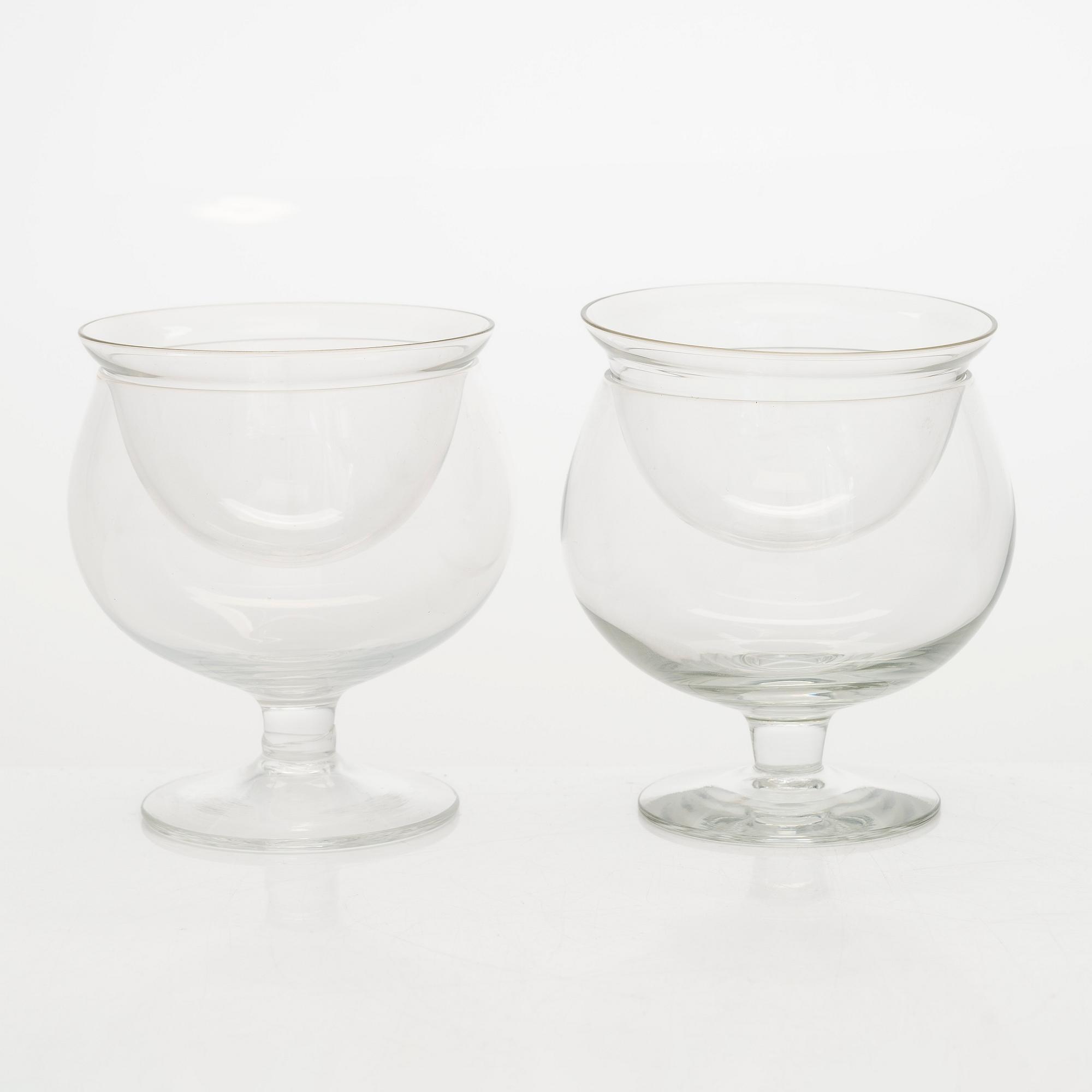 Saara Hopea, a set of 8 caviar bowls, model 1331, Nuutajärvi Notsjö. Designed in 1953.