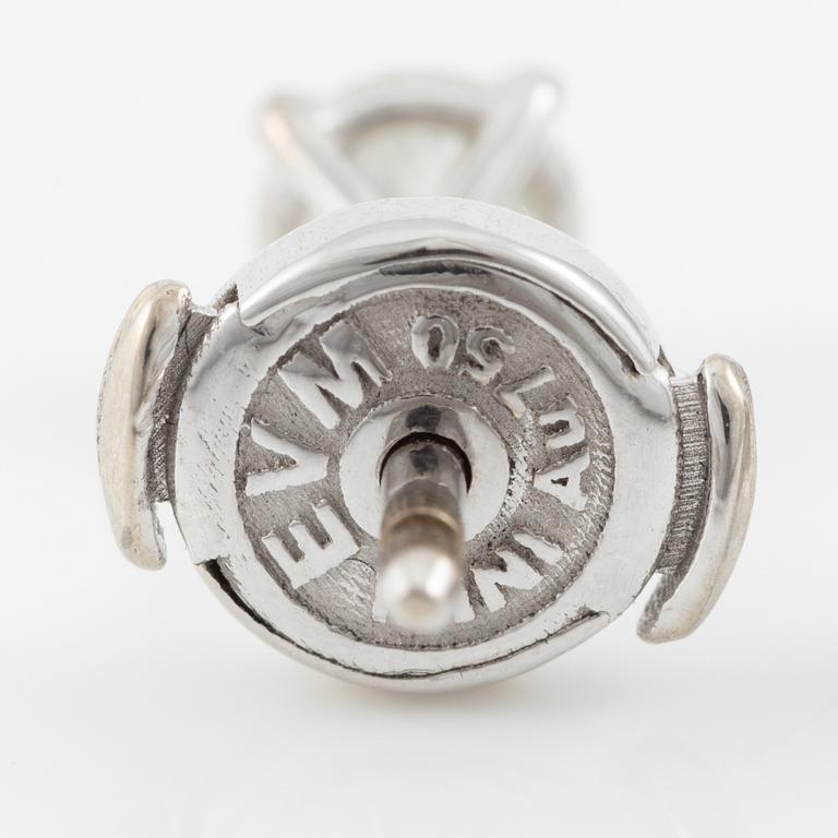 Earrings, 18K white gold with brilliant-cut diamonds.