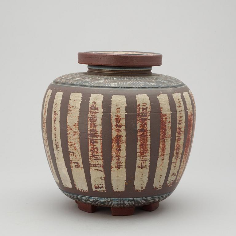 A Wilhelm Kåge 'Farsta' stoneware jar and cover, Gustavsberg Studio 1956.
