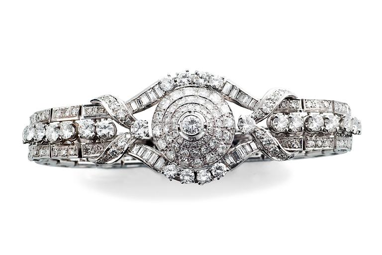 A DIAMOND BRACELET.