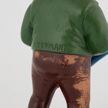 A pair of garden gnomes, second half of the 20th Century.