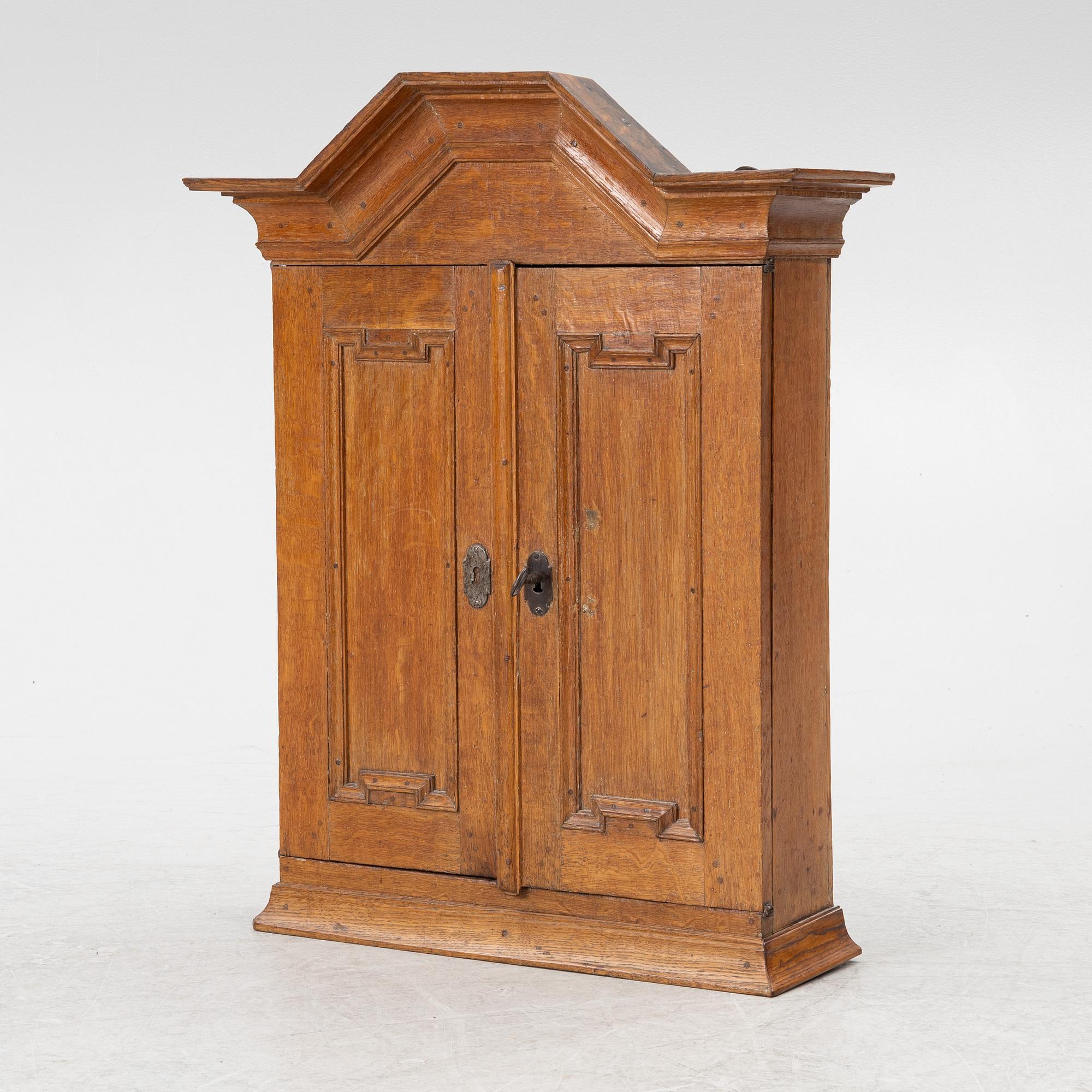 Wall cabinet, 18th-19th century.
