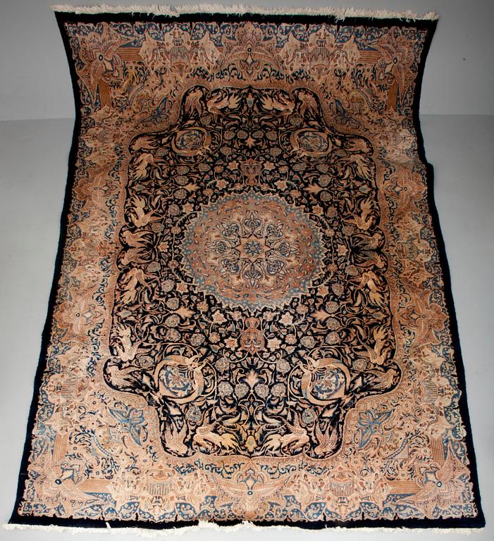 MATTA, Kashan. Ca 347x250 cm.