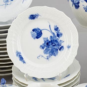 ROYAL COPENHAGEN, a 'Blå Blomst' part coffee and tea service, Denmark (75 pieces).