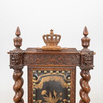 Stol barockstil  daterad 1882.