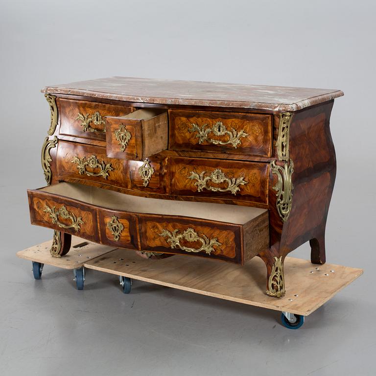 A Louis XV 18th century commode by Jean Lapie, master in Paris 1762.