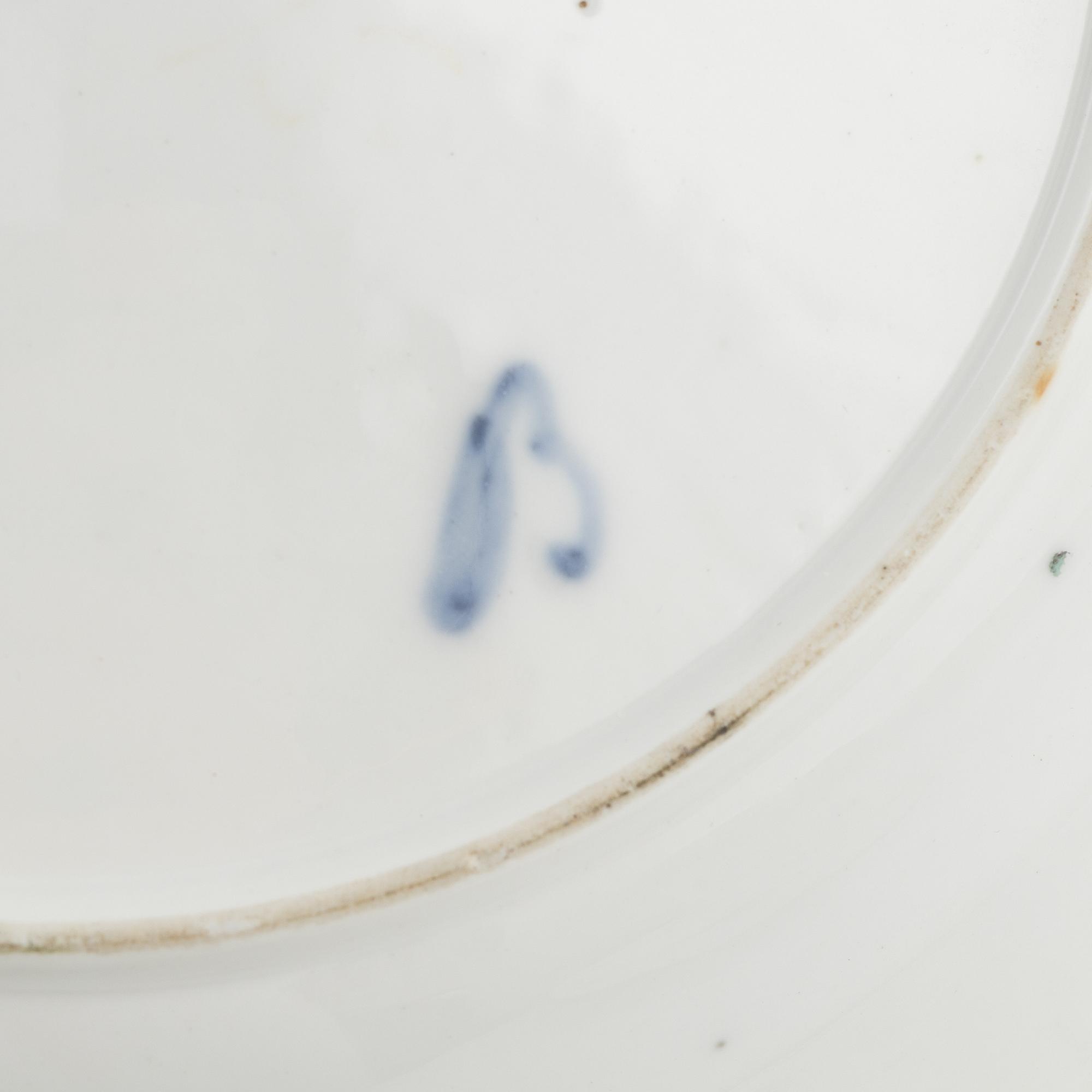 Four porcelaine dishes, 1800's, marked #B".