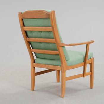 FÅTÖLJ, Carl Malmsten. "Mabulator". Modellen formgiven 1943.