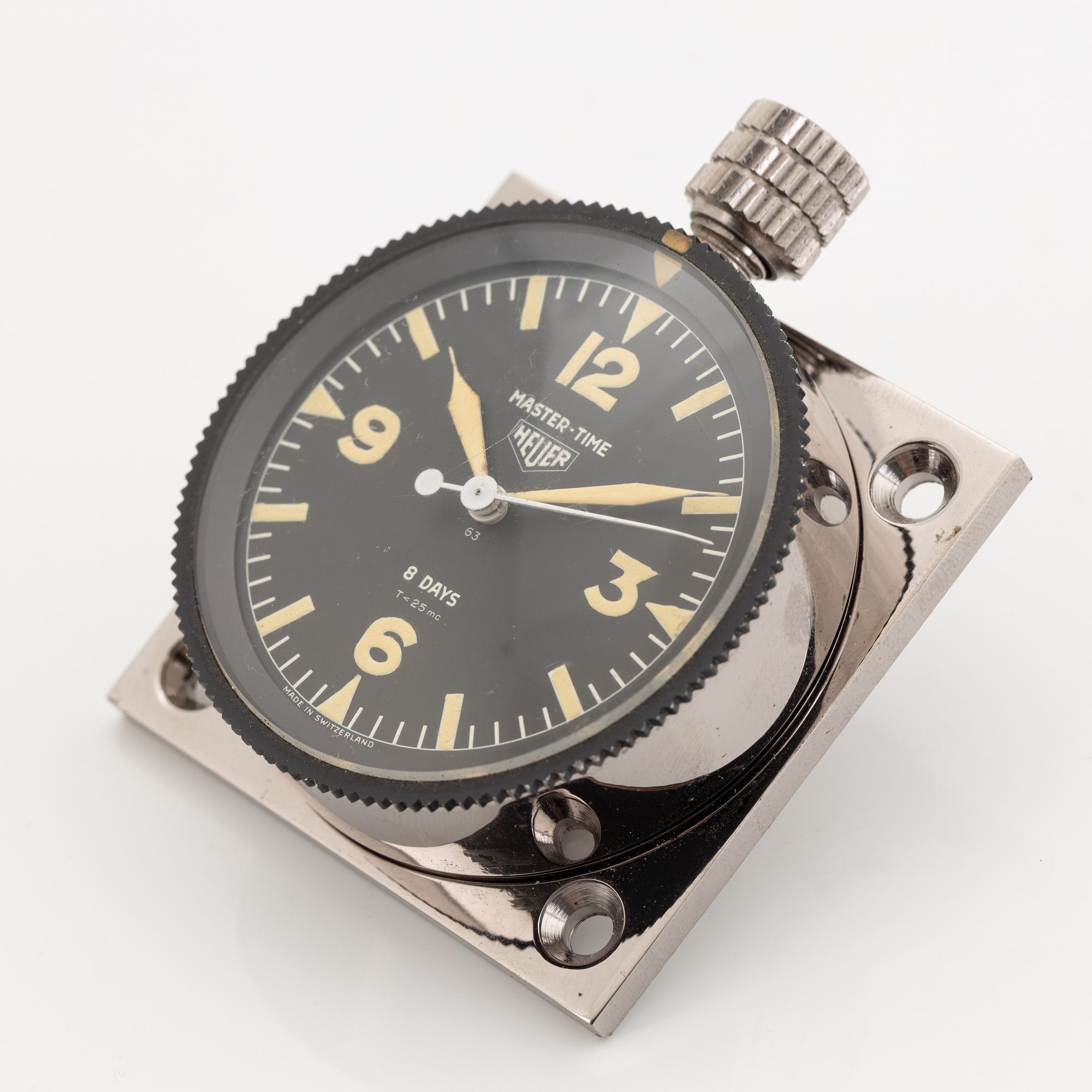 Heuer, Master-Time (T<25 mc),  dashboard clock, 55 (57,5) mm.