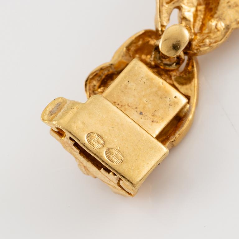 A necklace in 18K gold with faceted amethysts and cultured pearls, by Grosse.