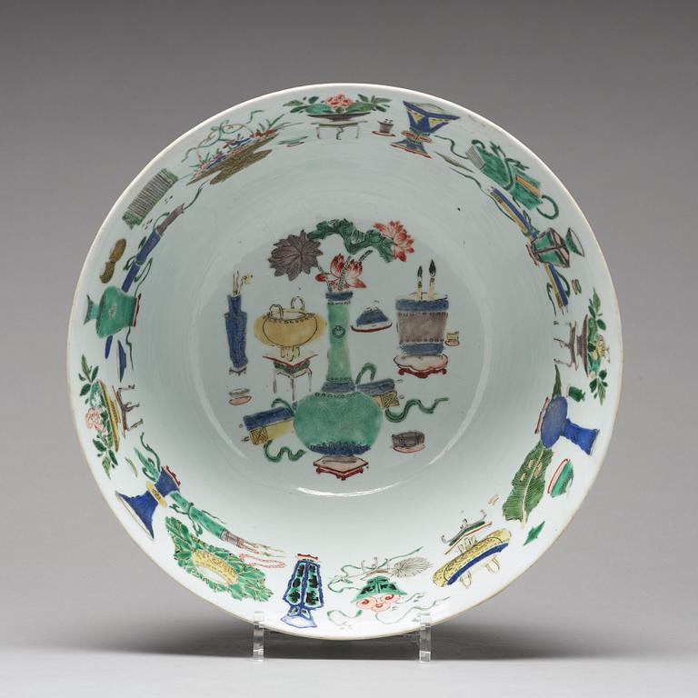 BÅLSKÅL, porslin. Qingdynastin, Kangxi (1662-1722).