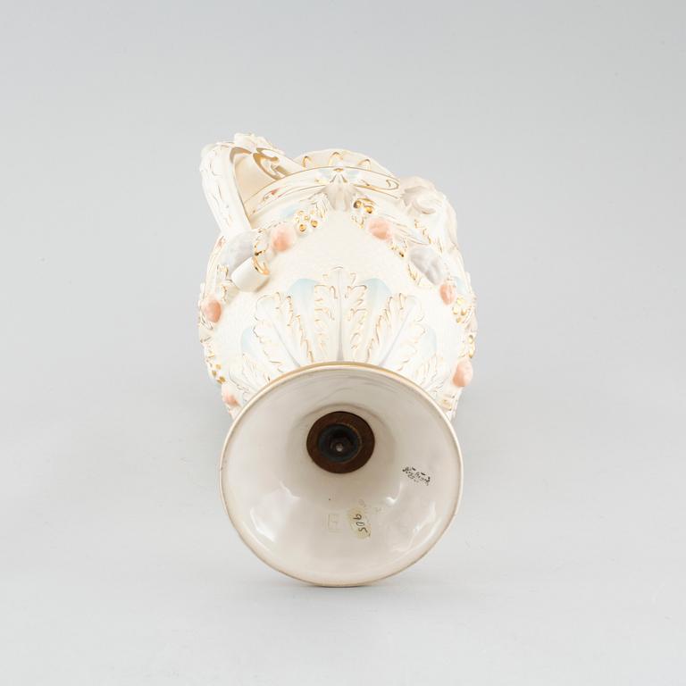 Early 20th century majolica urn from Rörstrand.