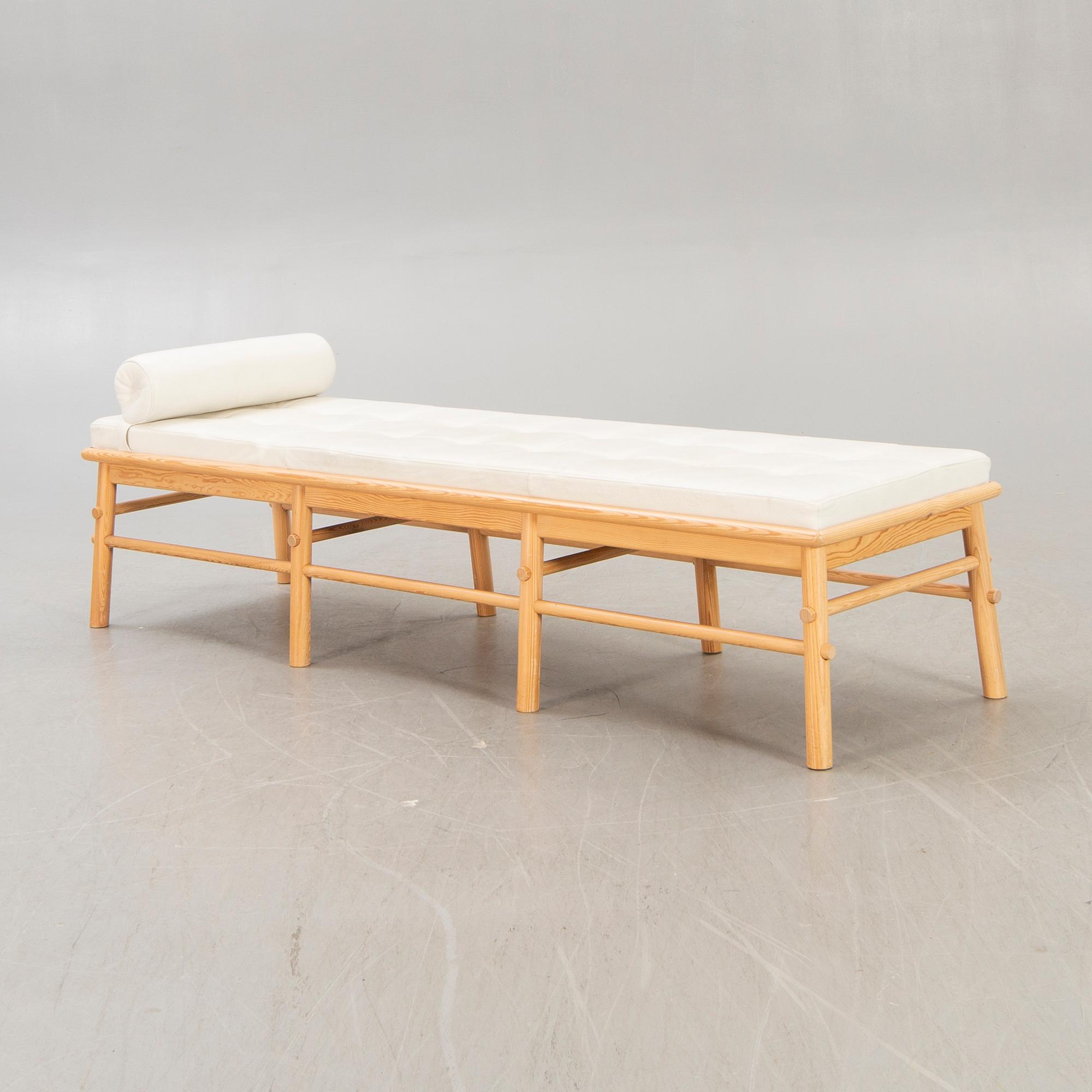 Nike Karlsson, dagbädd, "August", IKEA, modellen lanserad 2009.