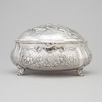 A silver sugar box, early 20th century.